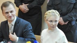 Суд удалил Тимошенко на одно судебное заседание