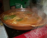Корейцы спасаются от аномальной жары, поедая собачий суп 
