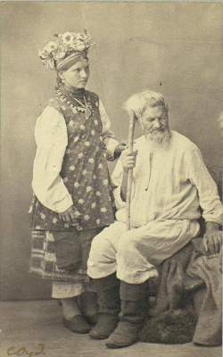 Так одевались украинки век назад. Фото