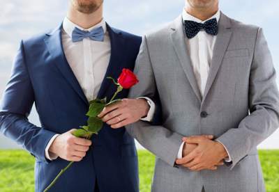 В РФ оштрафуют гей-пару, которая зарегистрировала брак в Дании