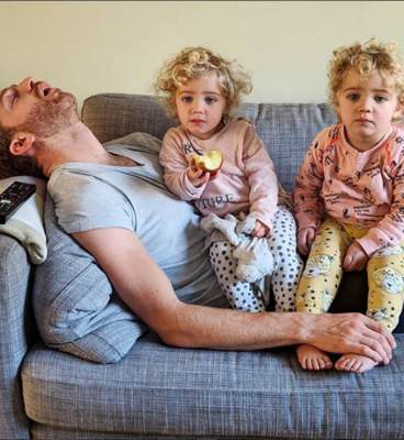 Отец четырех дочерей показал свои веселые будни