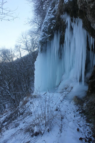 В Украине замерз самый высокий равнинный водопад 