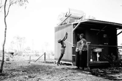 Дикие условия, в которых живут австралийские аборигены. Фото
