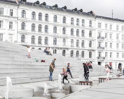 Виртуальная прогулка по площади Израиля в Копенгагене. Фото