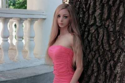 Украинская красавица покорила Instagram образом куклы. Фото
