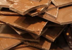 Сахар и жир в составе шоколада сводят на нет все его полезные свойства