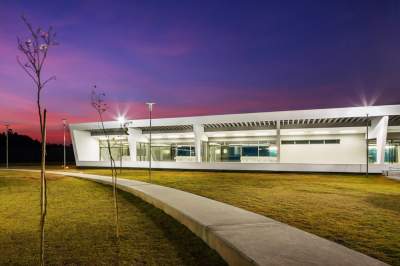 Уникальная современная школа в Бразилии. Фото