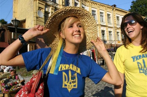 Почти половина жителей Украины говорят дома на украинском языке