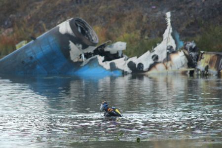 Известная российская хоккейная команда разбилась в авиакатастрофе: 44 человека погибли