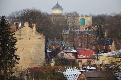 Атмосферные улочки старой Риги. Фото