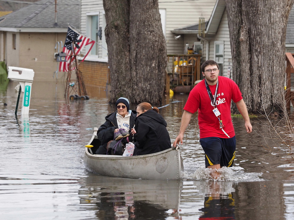 Запад США оказался под водой из-за сильных дождей