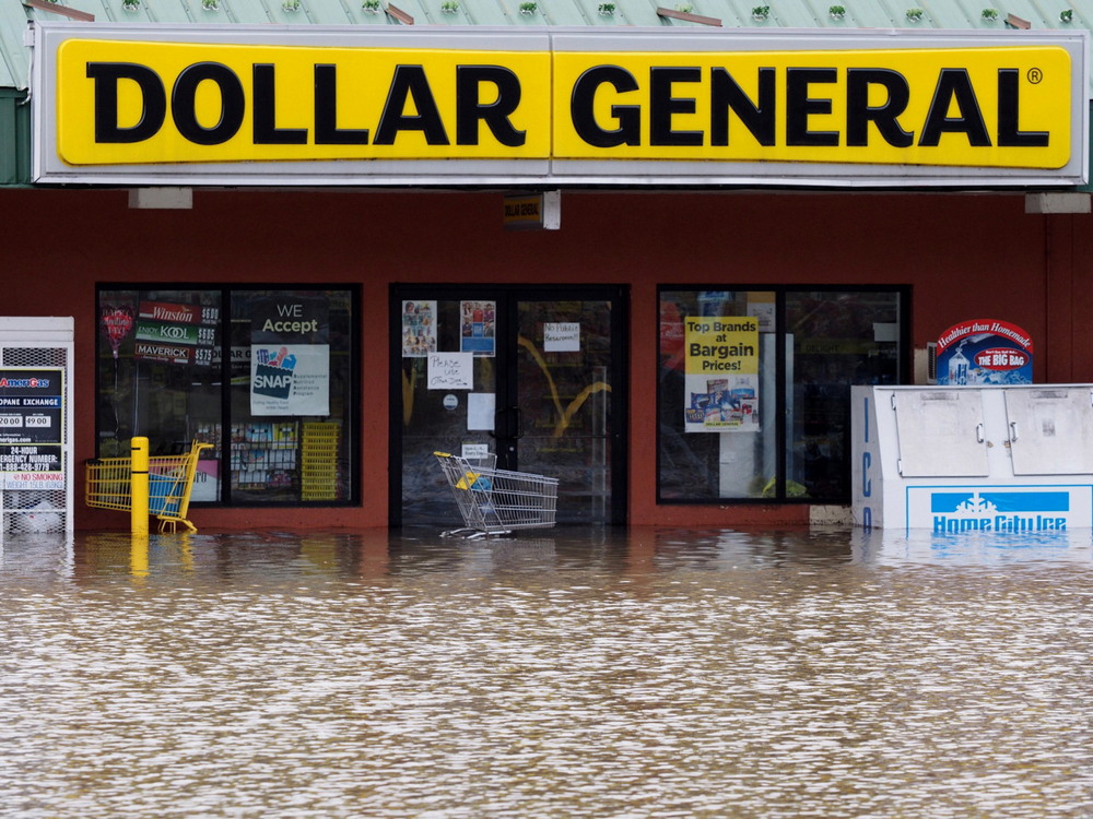 Запад США оказался под водой из-за сильных дождей