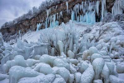 Зимняя сказка: как выглядит Ниагарский водопад в лютые морозы. Фото