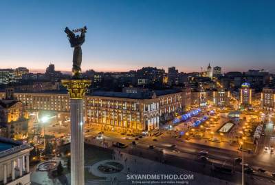 Вечерний Киев в снимках, сделанных с высоты птичьего полета. Фото