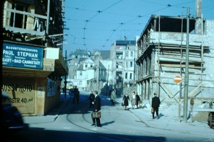 Цветные снимки повседневной жизни Восточной Германии в 1949 году