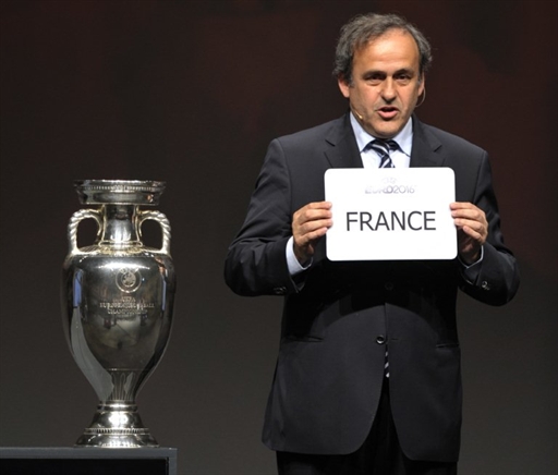Платини предложил новый формат отбора на чемпионат Европы