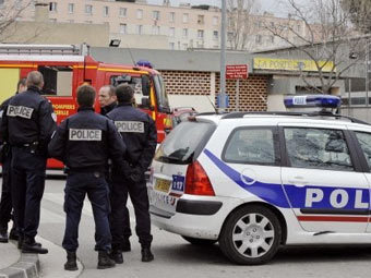 Во Франции вооруженные злоумышленники напали на фургон с грязным бельем