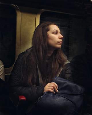 Снимки пассажиров метро в стиле эпохи Возрождения. Фото