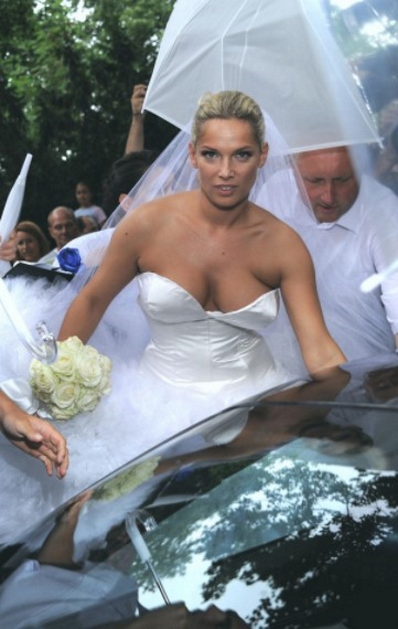19 фотографий, когда на звездной свадьбе что-то пошло не так