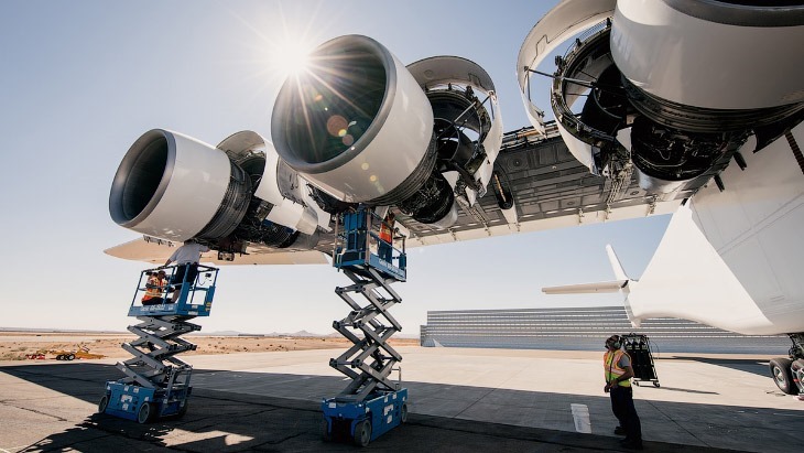 Stratolaunch — самолет для запуска ракет