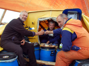 Ивановские мореходы завершили трансарктическую экспедицию на надувном судне