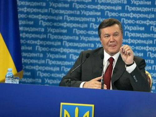 Янукович заверил, что уровень бедности в Украине достиг самого низкого уровня с 2001 года