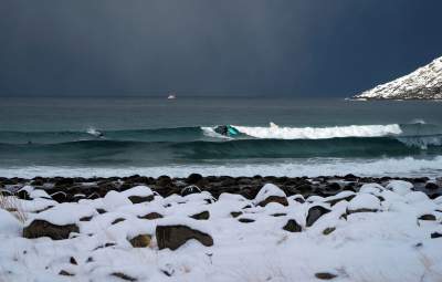 Зимний серфинг в полярных условиях. Фото