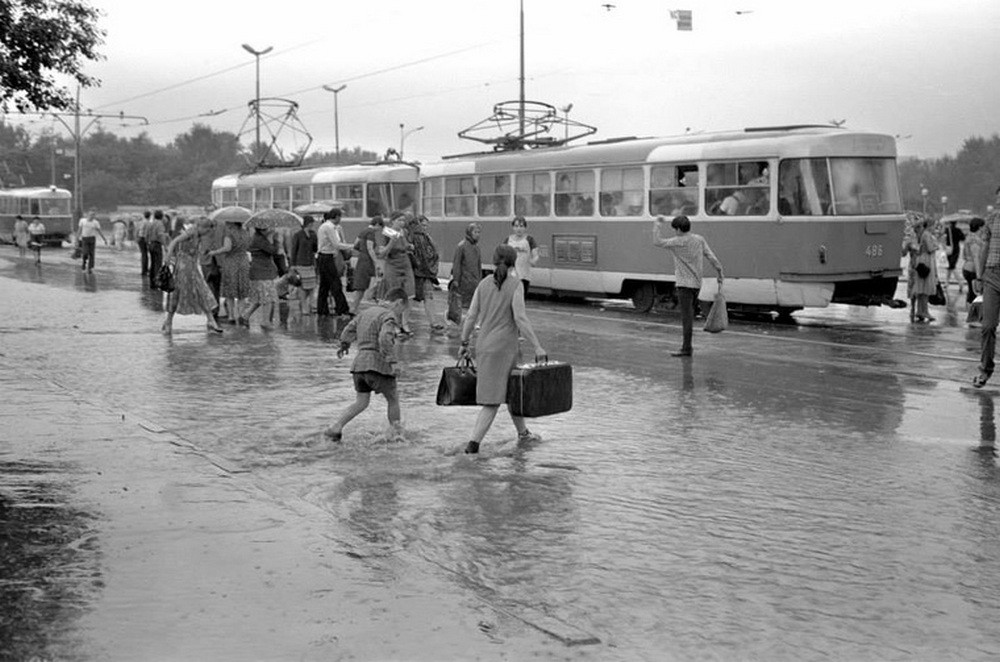 Урал в 1980-1990-е годы в фотографиях Ивана Галерта