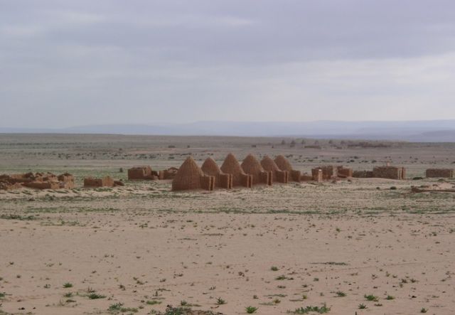 Заброшенная марокканская воинская часть в Западной Сахаре