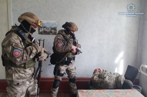 В Луганской области провели учебную спецоперацию (фото)