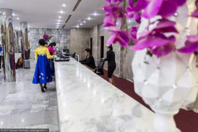 Самая роскошная гостиница в Северной Корее. Фото