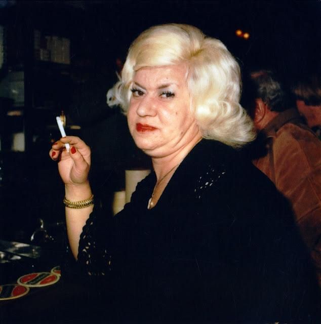 Бары Амстердама в 1980-е на снимках Полароид