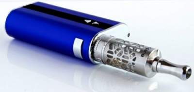 Медики рассказали об опасности наполнителей для электронных сигарет