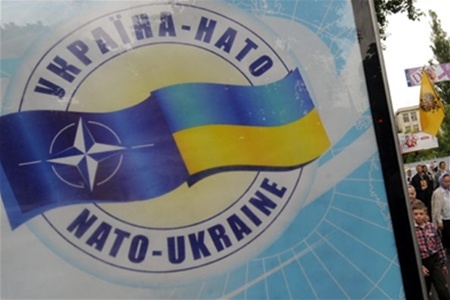НАТО о сотрудничестве с Украиной: мы готовы, но решайте сами