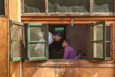 Фотограф показал, как выглядит Индия из окна такси. Фото