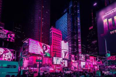 Огни Нью-Йорка в ярком фотопроекте. Фото
