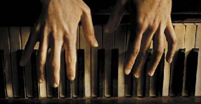 Ученые связали музыкальные предпочтения с преобладанием правой или левой руки у человека