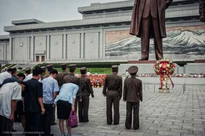 Запрещенные снимки, которые чудом удалось вывезти из Северной Кореи. Фото