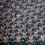 Китай распускает треть армии