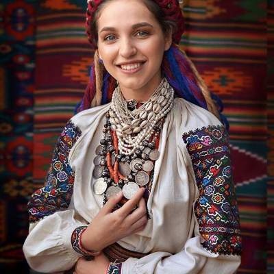 Красота украинок в необычном фотопроекте. Фото