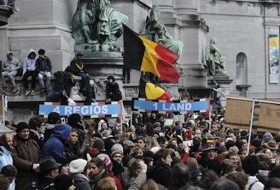 Бельгийцам не понравился план экономии, предложенный властью: тысячи людей вышли на улицы