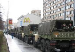 К центру Москвы стягивают войска
