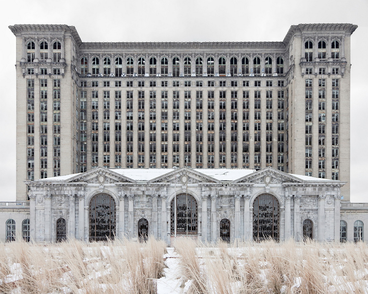 Город-призрак Детройт в объективе Дженнифер Гарза-Куэн