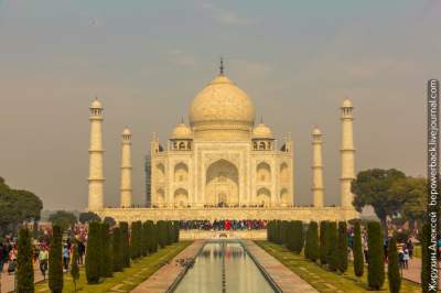 Контрасты Индии: фотограф показал, что окружает знаменитый Тадж-Махал. Фото