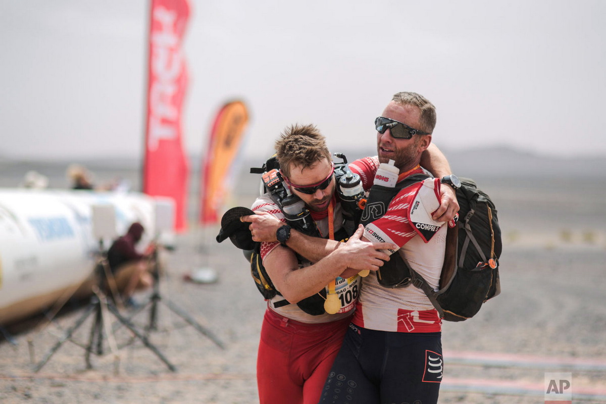 Завершился изнурительный Песчаный марафон Marathon des Sables