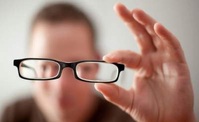 Эти симптомы могут указывать на проблемы со зрением