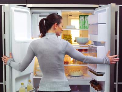 Медики назвали неожиданную опасность обычных холодильников
