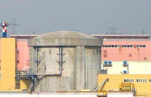 В Румынии остановили реактор АЭС из-за утечки воды