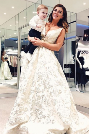 Анна Седокова заинтриговала фото в свадебном платье