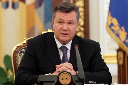 Янукович хочет платить за газ 250 долларов